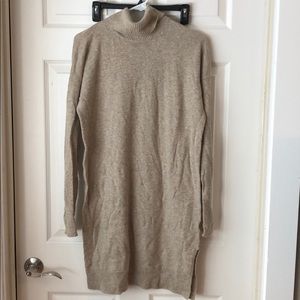 Gap turtleneck sweater dress
